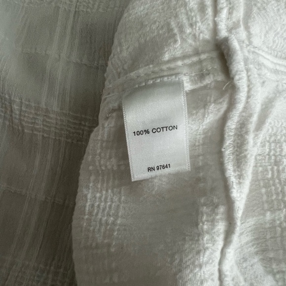 White Sleeveless Women's Top - Picture 5 of 5